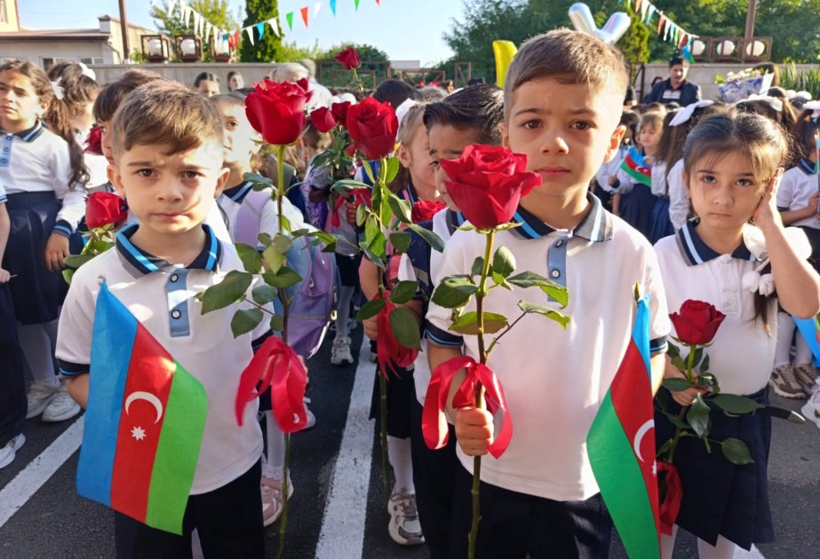 Xankəndi, Xocalı və Ağdərədə 179 şagird birinci sinfə qədəm qoyub
