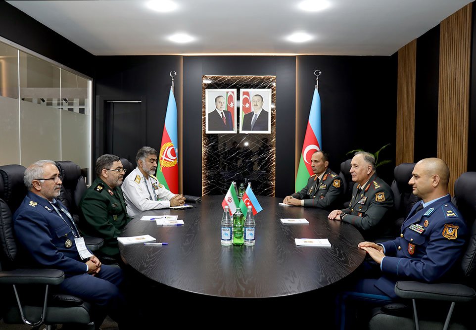 Azərbaycan Ordusunun Baş Qərargah rəisi İran hərbi nümayəndə heyəti ilə görüşüb