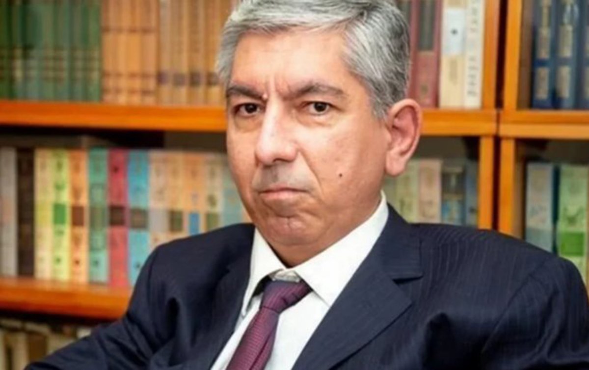İqtisadçı ekspert Pərviz Heydərov vəfat etdi