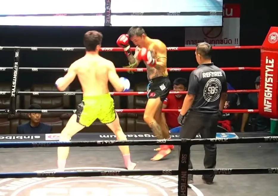 Dünya çempionu Ruslan Zaporotskov Taylandda nokautla qalib gəldi - VİDEO