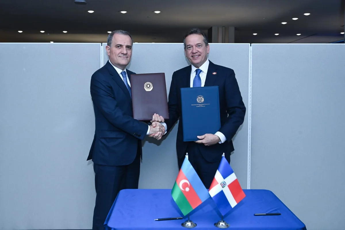 Azərbaycan və Dominikan arasında viza rejimi ləğv olunub