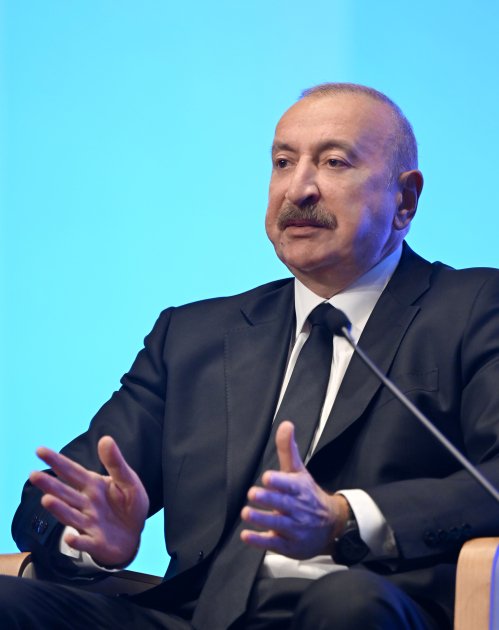 Prezident II Azərbaycan Beynəlxalq İnvestisiya Forumunda iştirak edib - Şəkil 1