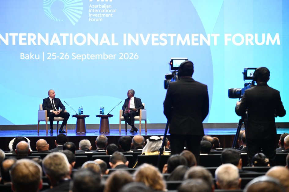 Prezident II Azərbaycan Beynəlxalq İnvestisiya Forumunda iştirak edib - Şəkil 4