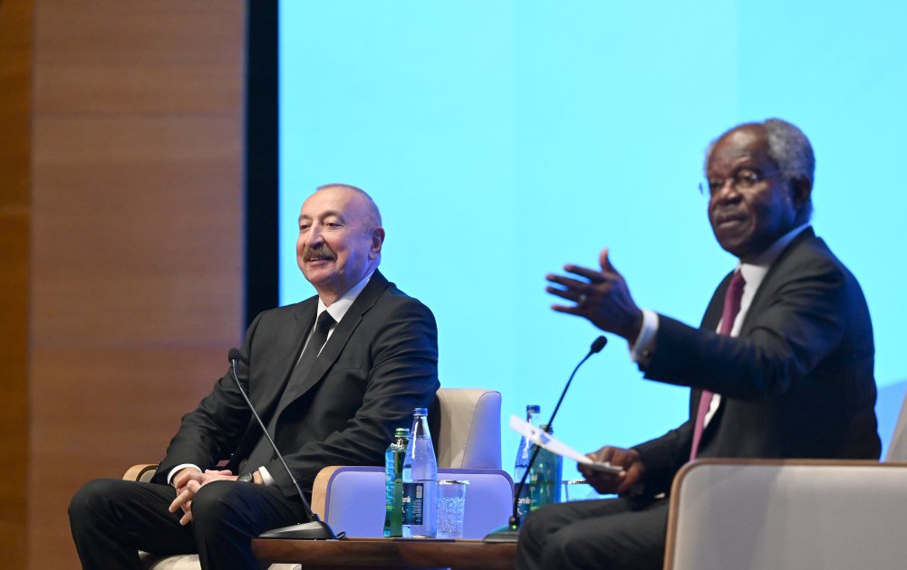 Prezident II Azərbaycan Beynəlxalq İnvestisiya Forumunda iştirak edib - Şəkil 18