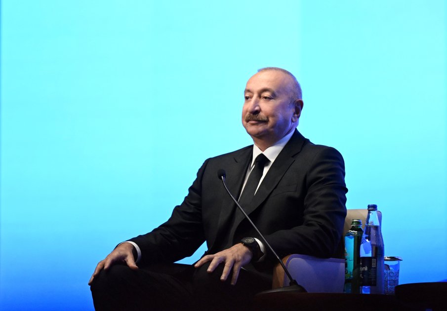 Prezident II Azərbaycan Beynəlxalq İnvestisiya Forumunda iştirak edib - Şəkil 17