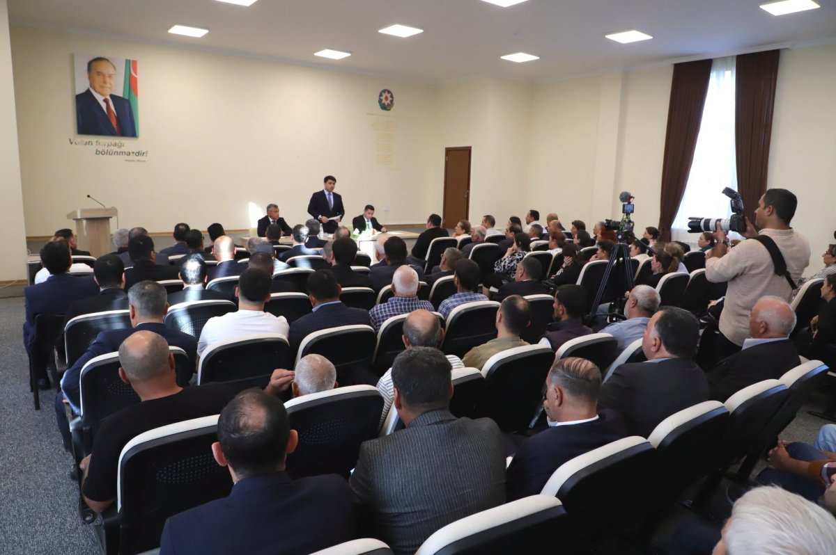 Neftçalanın icra başçısı səyyar qəbul keçirib