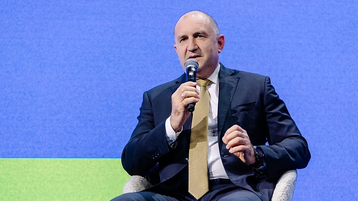 Radev: Ukraynanı qarşıda çətin qış gözləyir