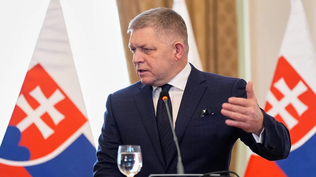 Robert Fitso: Slovakiya Ukraynaya yeni maliyyə yardımında iştirak etməyəcək