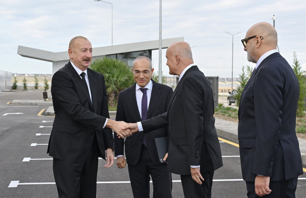 Prezident Pirallahı Sənaye Parkında dərman istehsalı müəssisəsinin açılışında iştirak edib