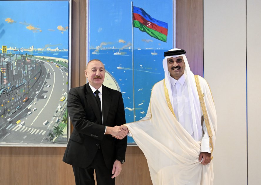 Prezident İlham Əliyev Qətər Dövlətinin Əmiri ilə görüşüb