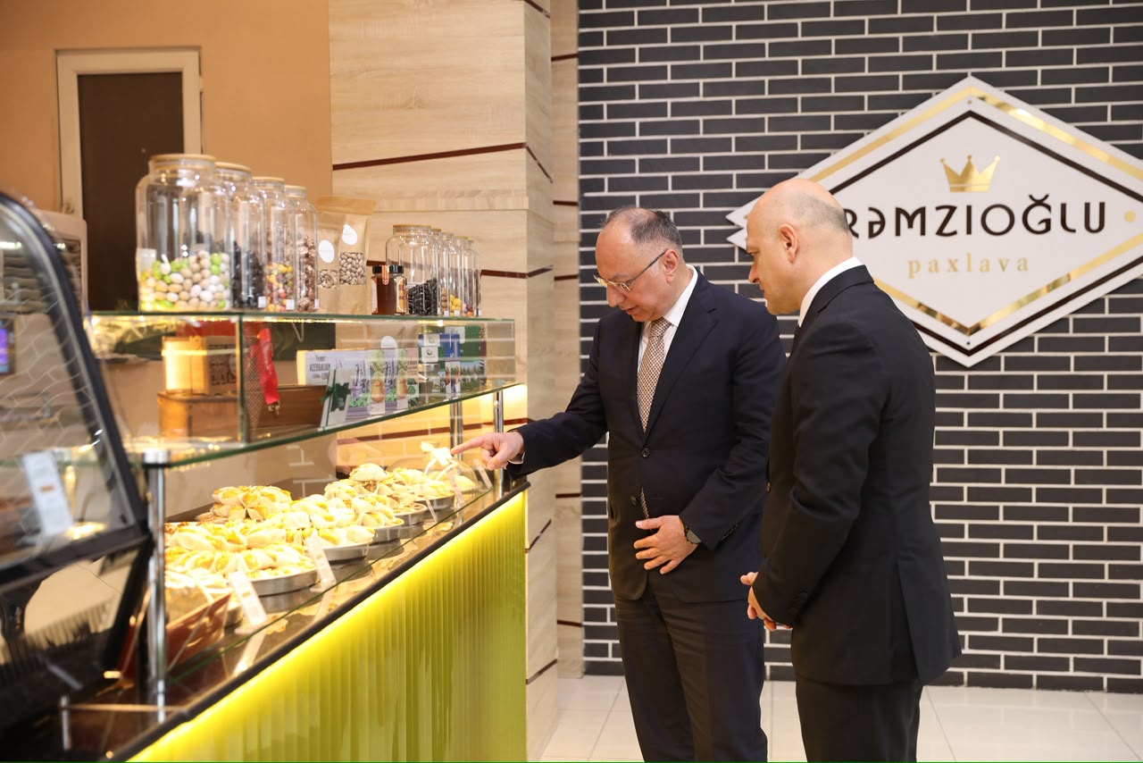 AQTA sədri “Rəmzioğlu Paxlava” MMC-nin fəaliyyəti ilə tanış olub