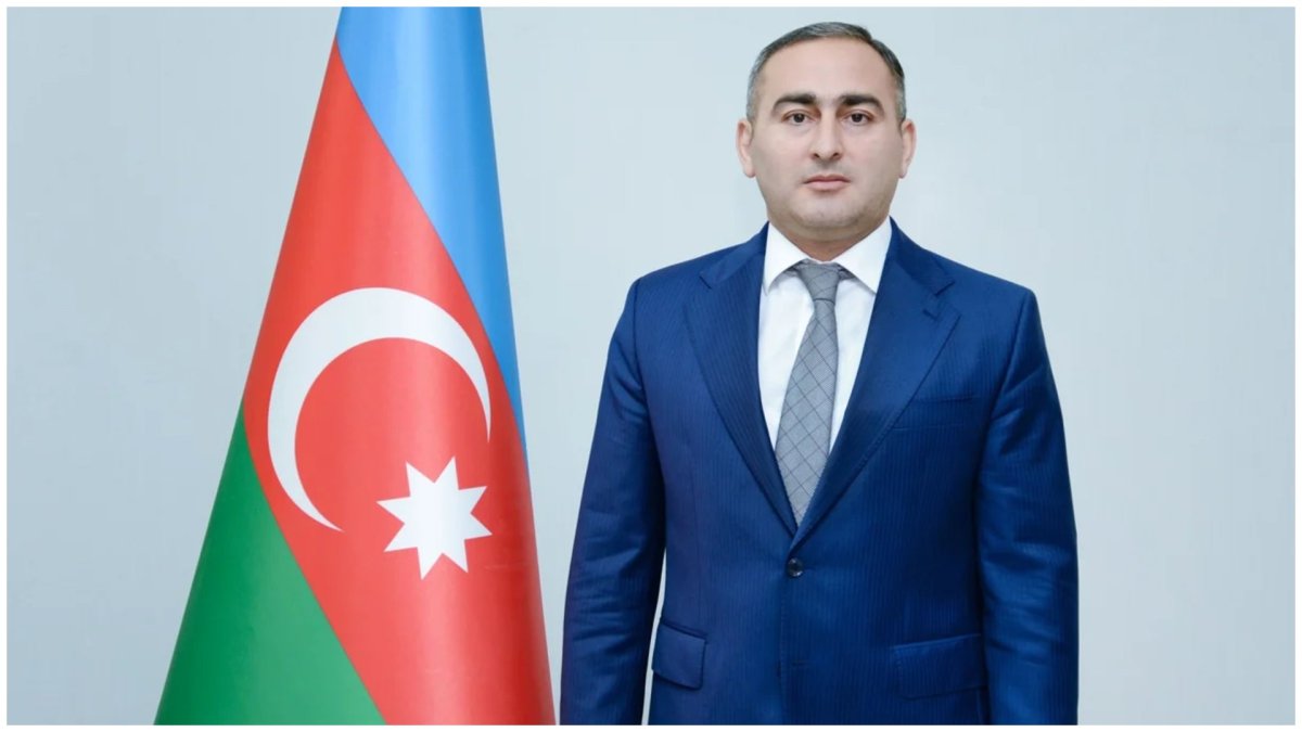 Prezident onu vəzifəsindən azad etdi