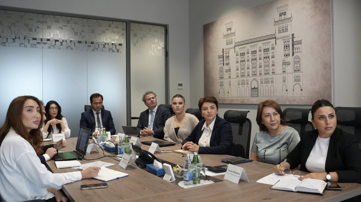ADRA-da açıq məkandakı reklamlarda əqli mülkiyyət məsələləri ilə bağlı görüş keçirilib