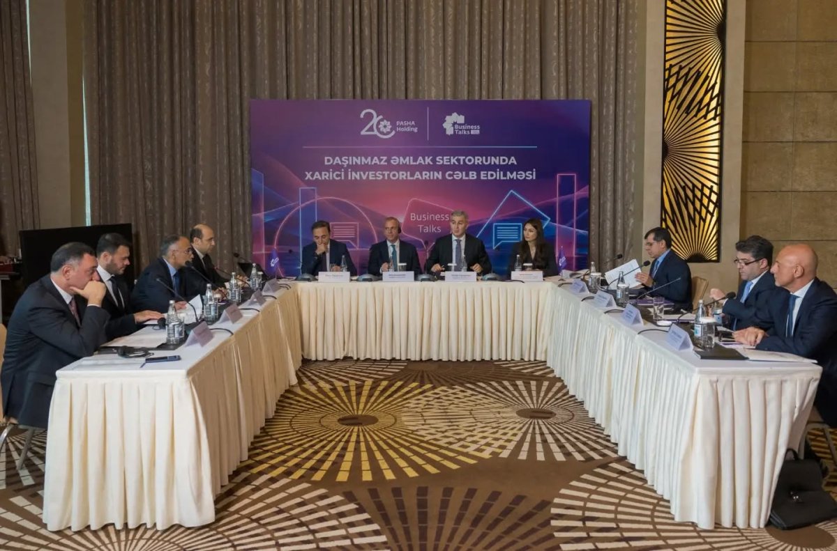 Azərbaycanın daşınmaz əmlak bazarına xarici investorların cəlbi müzakirə olunub