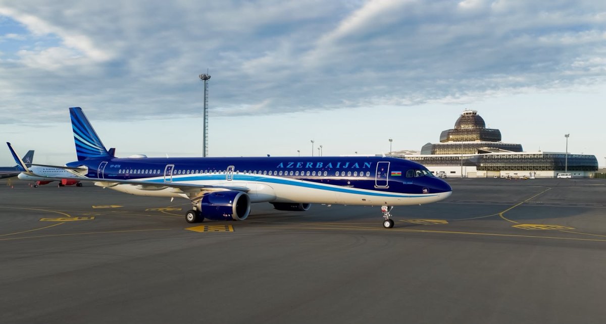 AZAL Moskvaya olan uçuşları dayandırdı