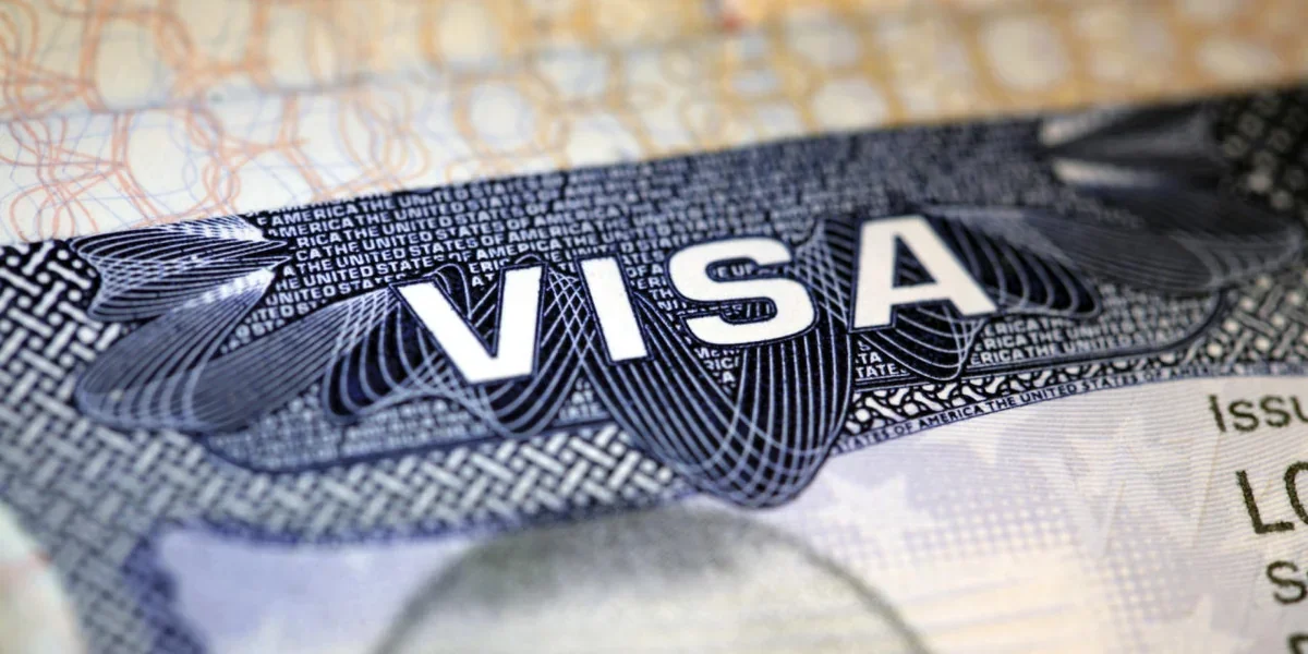 Azərbaycan və Laos arasında xidməti pasport sahibləri viza tələbindən azad edilir
