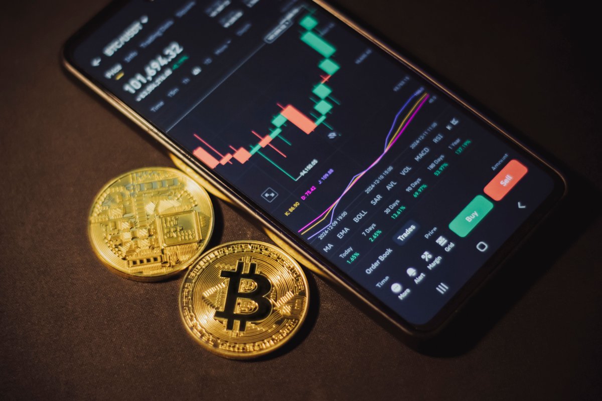 Bybit kriptobirjası fəaliyyətini normal rejimdə davam etdirdiyini açıqlayıb